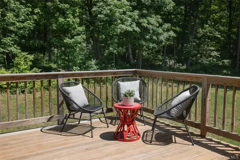 25 Maple Hill Ridge Red Hook NY 12571