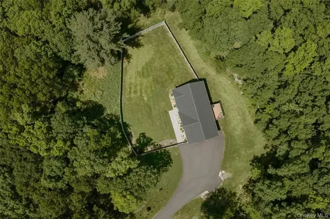 25 Maple Hill Ridge Red Hook NY 12571