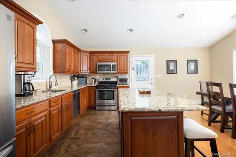 140 Euclid Avenue Massapequa NY 11758