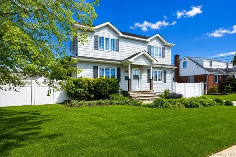 140 Euclid Avenue Massapequa NY 11758