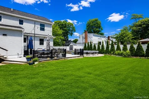 140 Euclid Avenue Massapequa NY 11758
