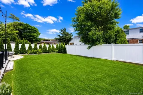 140 Euclid Avenue Massapequa NY 11758