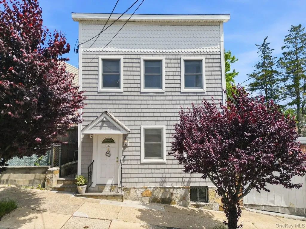 96 Wakefield Avenue Yonkers NY 10704