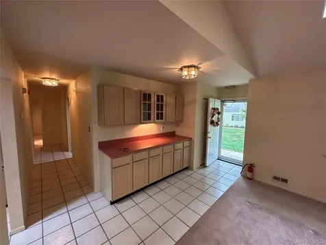 89 Rabbit Run Manorville NY 11949