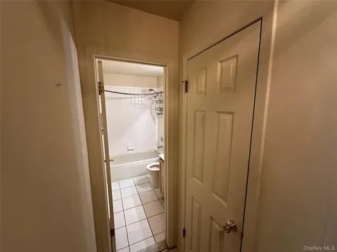 89 Rabbit Run Manorville NY 11949