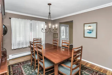 20 Lancia Drive East Norwich NY 11732