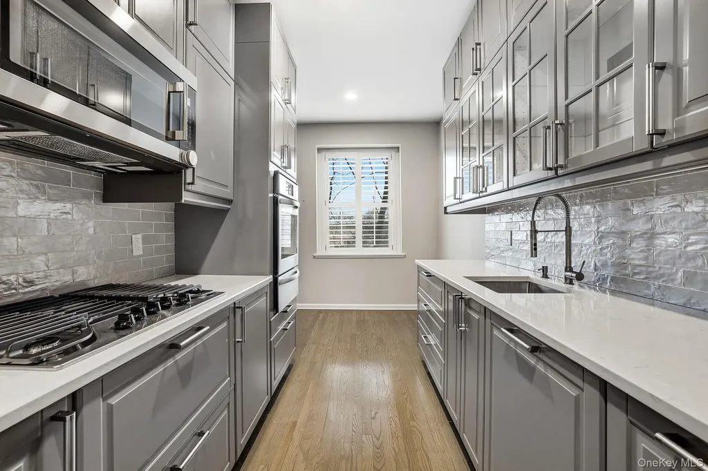 11 Alden Road Larchmont NY 10538