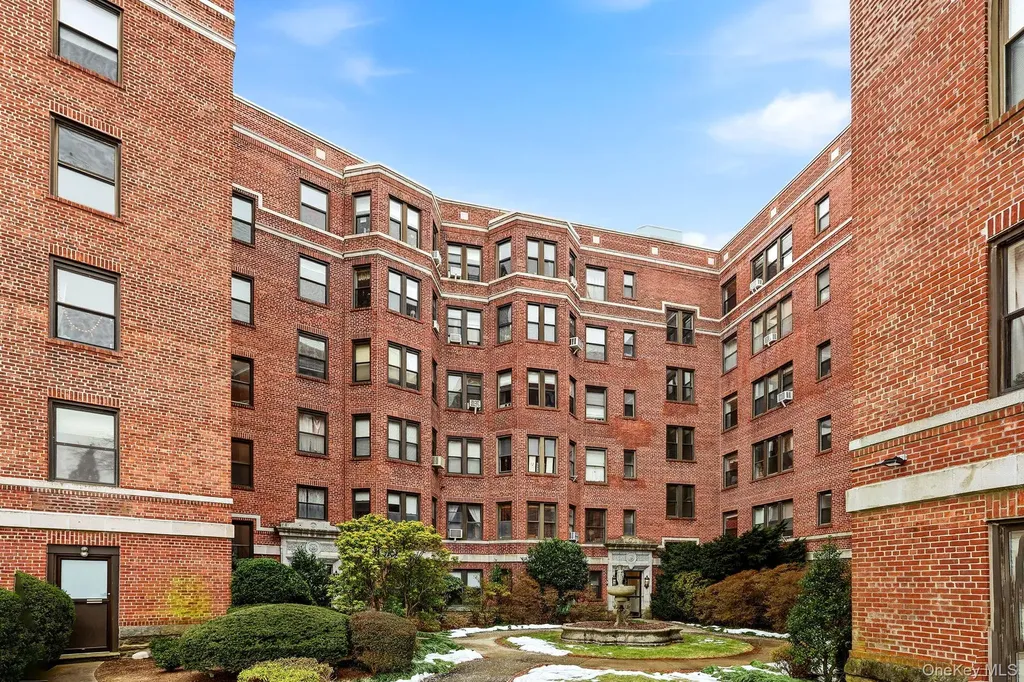 11 Alden Road Larchmont NY 10538