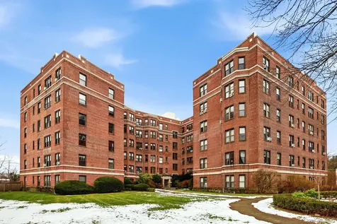11 Alden Road Larchmont NY 10538
