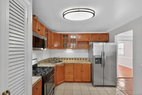 138 Spring Street Massapequa NY 11758
