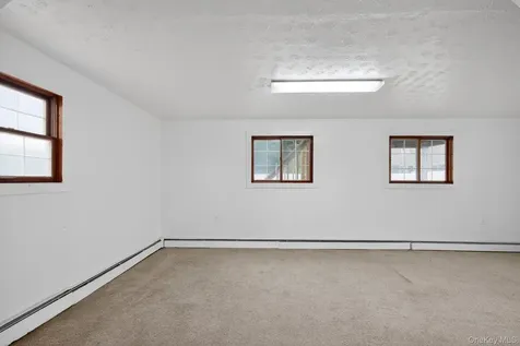 138 Spring Street Massapequa NY 11758