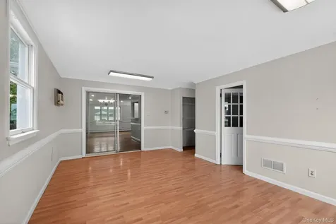 138 Spring Street Massapequa NY 11758