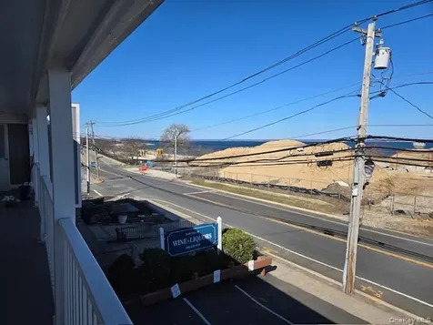 40 Bayville Avenue Bayville NY 11709