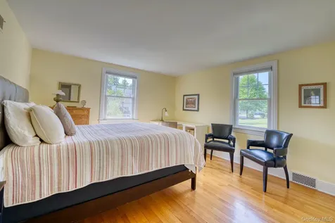 12 Gaskin Road Poughkeepsie NY 12601