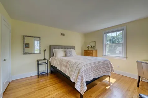 12 Gaskin Road Poughkeepsie NY 12601
