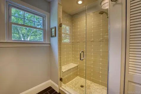 12 Gaskin Road Poughkeepsie NY 12601