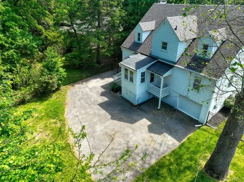 12 Gaskin Road Poughkeepsie NY 12601