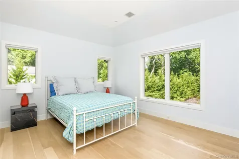 21 Lily Pond Drive Sag Harbor NY 11963
