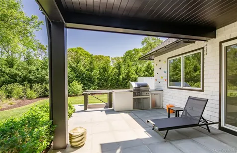 21 Lily Pond Drive Sag Harbor NY 11963