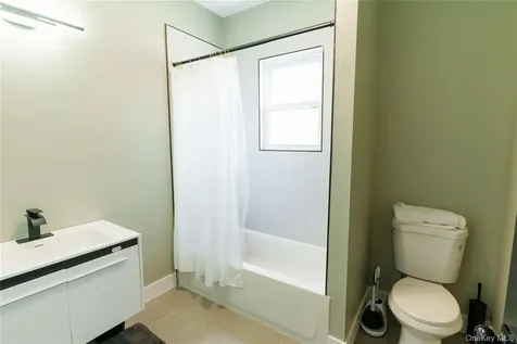 328 Columbia Street Hudson NY 12534