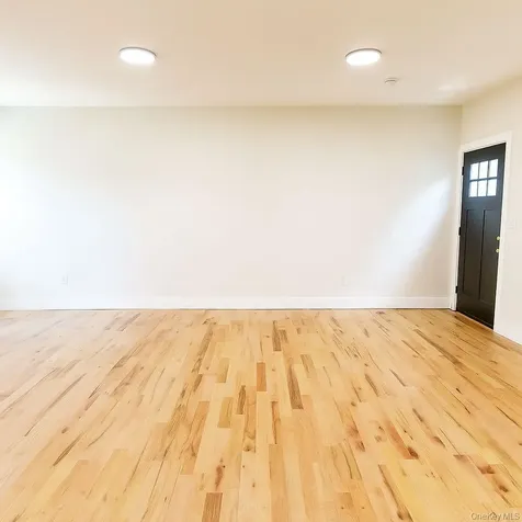328 Columbia Street Hudson NY 12534