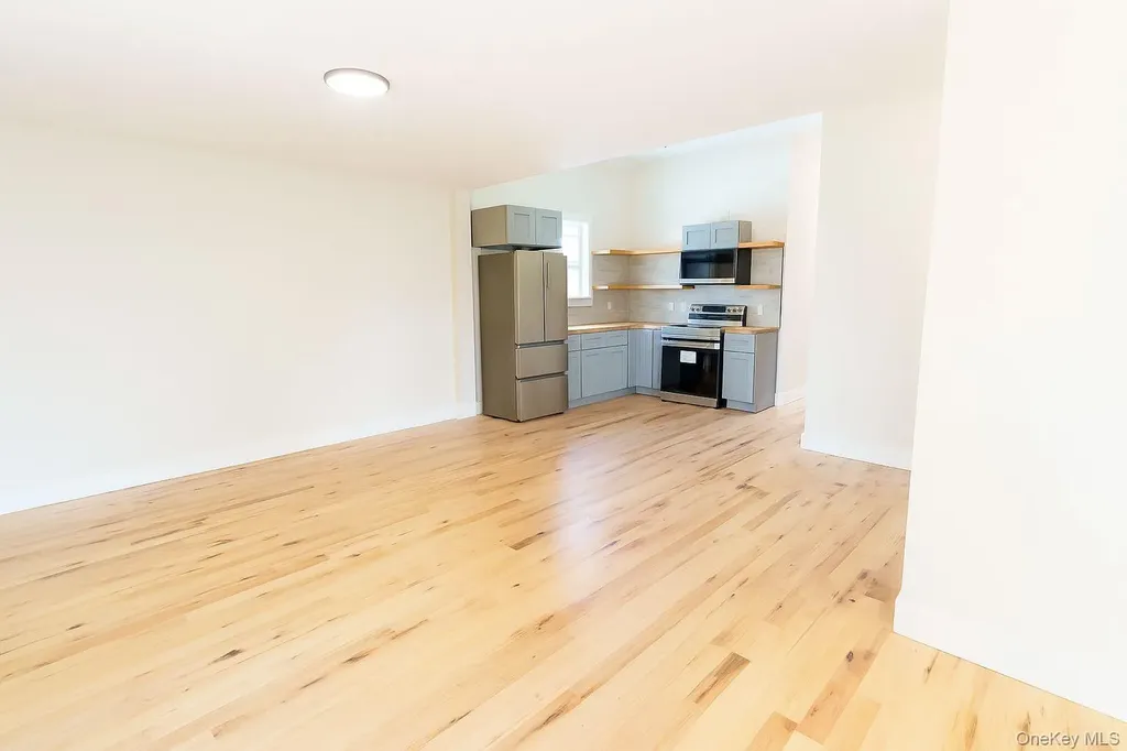 328 Columbia Street Hudson NY 12534