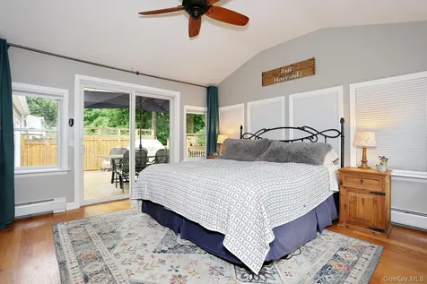 29 Clinton Avenue Tappan NY 10983