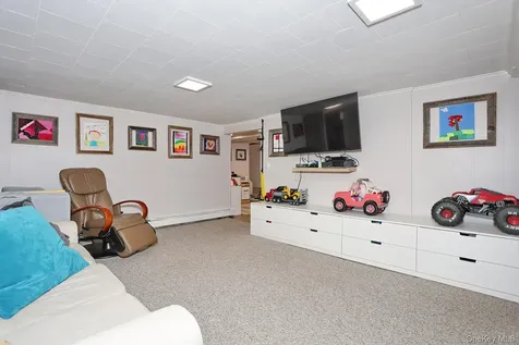 29 Clinton Avenue Tappan NY 10983