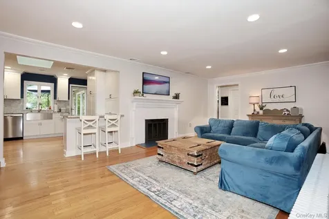 29 Clinton Avenue Tappan NY 10983