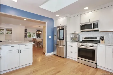 29 Clinton Avenue Tappan NY 10983