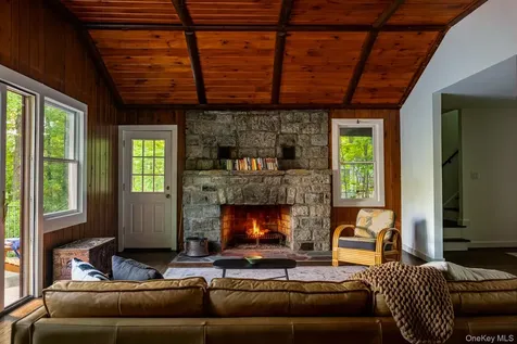 317 Lake Shore Road Putnam Valley NY 10579