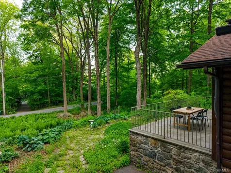 317 Lake Shore Road Putnam Valley NY 10579