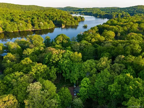 317 Lake Shore Road Putnam Valley NY 10579