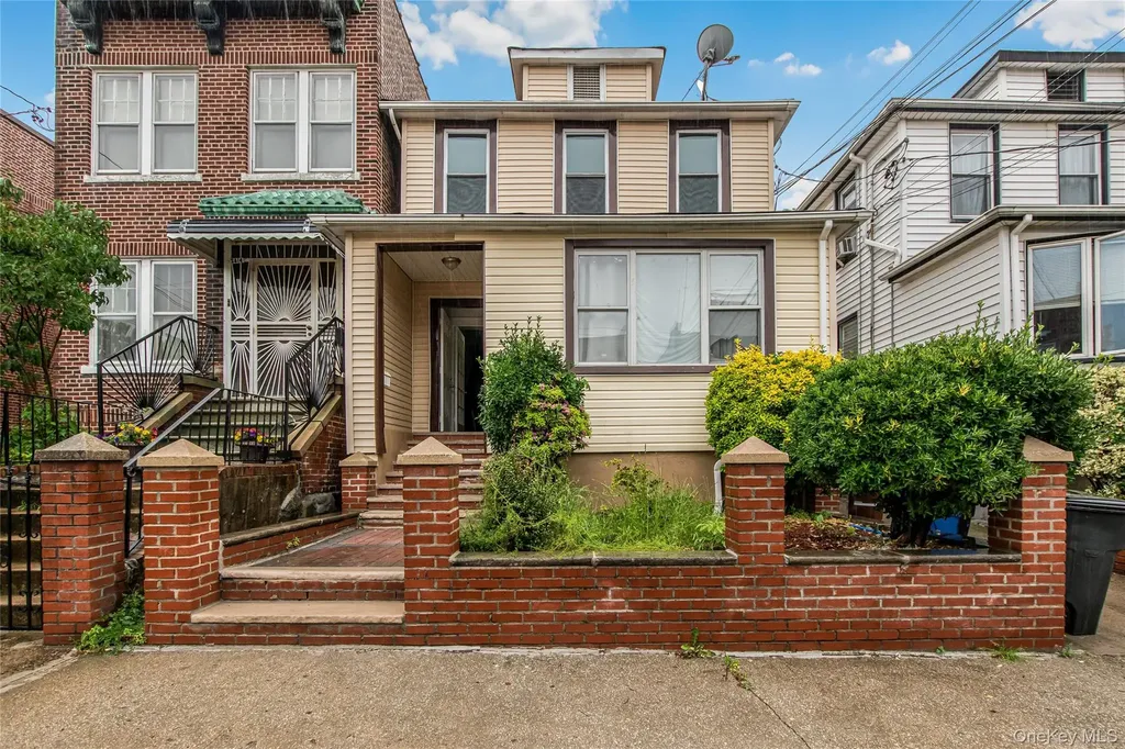 2812 Harrington Avenue Bronx NY 10461