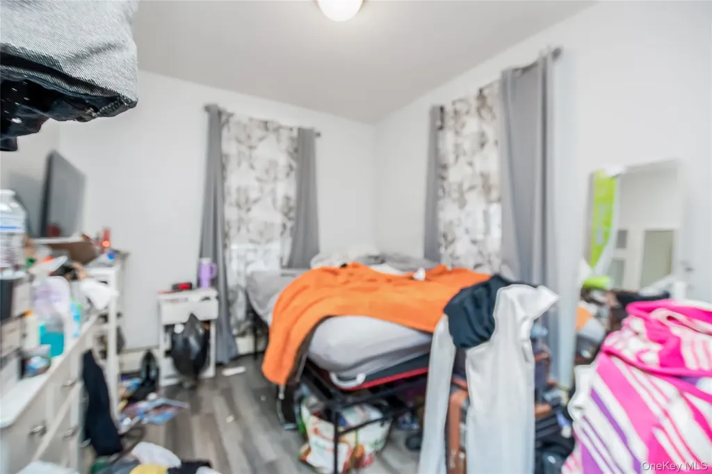 2812 Harrington Avenue Bronx NY 10461