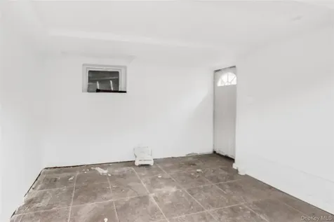 2812 Harrington Avenue Bronx NY 10461