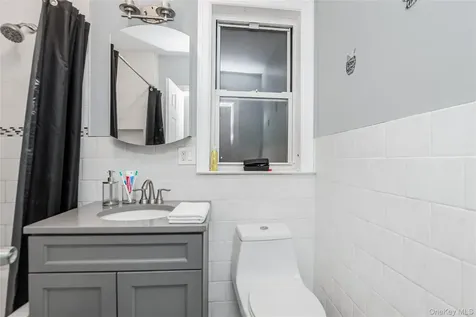 2812 Harrington Avenue Bronx NY 10461
