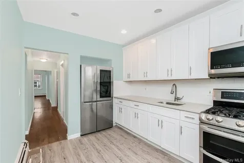 2812 Harrington Avenue Bronx NY 10461