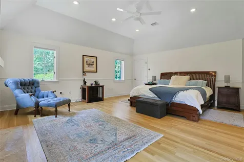 10 Hidden Oak Road Armonk NY 10504