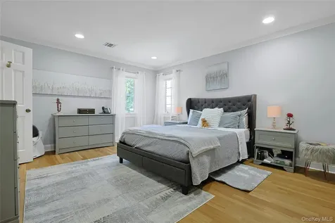 10 Hidden Oak Road Armonk NY 10504