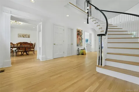 10 Hidden Oak Road Armonk NY 10504