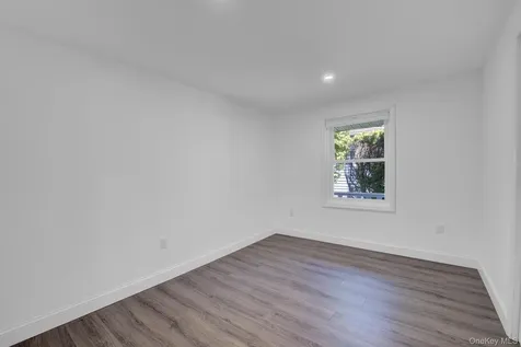 11 A Dogwood Lane Manorville NY 11949