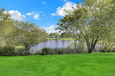 11 A Dogwood Lane Manorville NY 11949