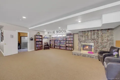11 A Dogwood Lane Manorville NY 11949