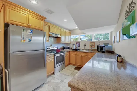 11 A Dogwood Lane Manorville NY 11949