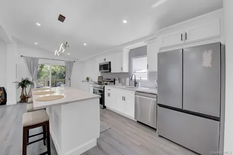 11 A Dogwood Lane Manorville NY 11949