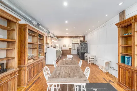 19 Front Street Greenport NY 11944