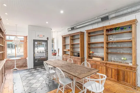 19 Front Street Greenport NY 11944