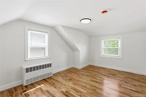 646 Macon Place Uniondale NY 11553