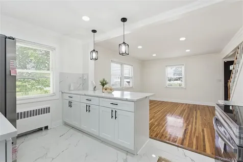 646 Macon Place Uniondale NY 11553